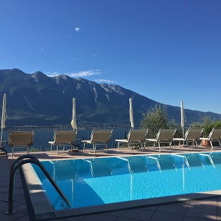 Villa Belvedere Hotel Лимоне-суль-Гарда Экстерьер фото