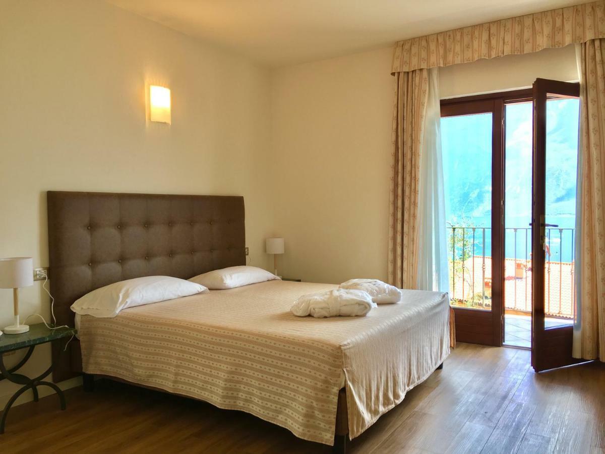 Villa Belvedere Hotel Лимоне-суль-Гарда Экстерьер фото